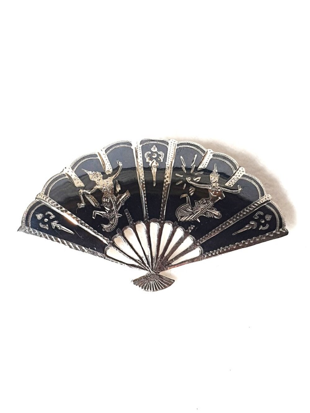 2.5’’ Vintage 1940s Siam Sterling Silver Niello Mekkala Fan Statement Brooch